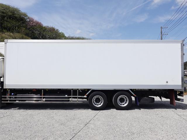 ISUZU GIGA