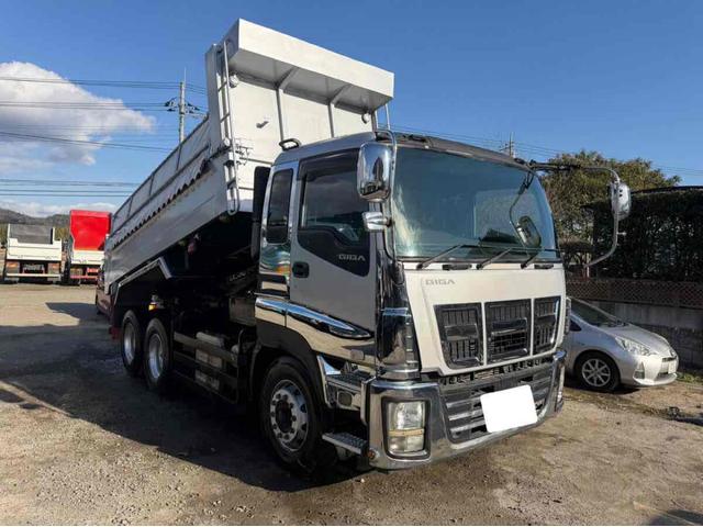 ISUZU GIGA