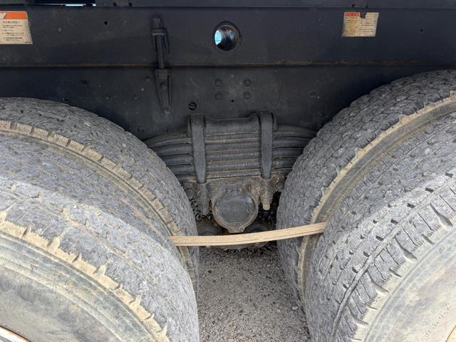 ISUZU GIGA BASEGRADE