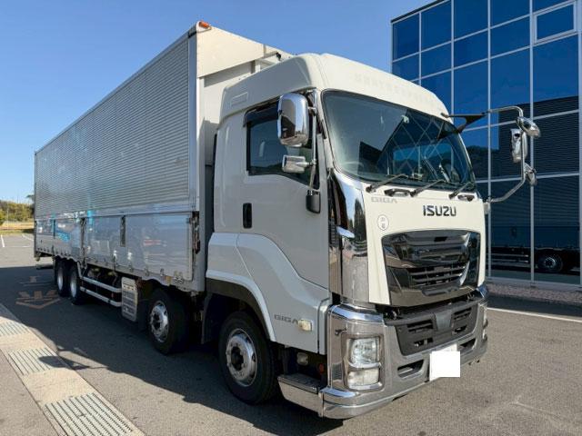 ISUZU GIGA