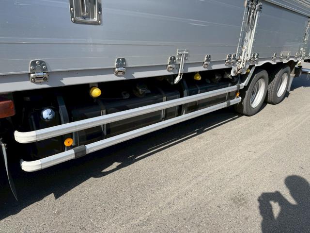 ISUZU GIGA