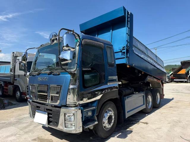 ISUZU GIGA
