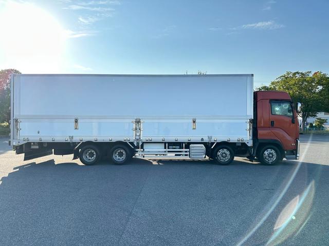 ISUZU GIGA
