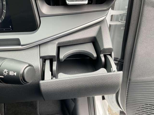 NISSAN AURA G LEATHER EDITION