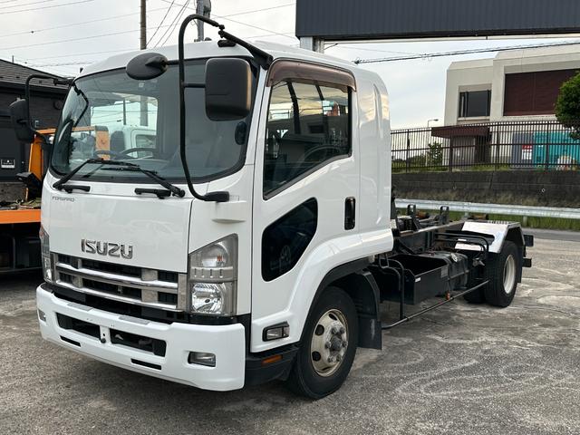 ISUZU FORWARD