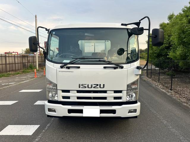 ISUZU FORWARD