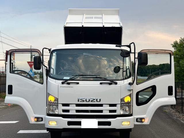 ISUZU FORWARD