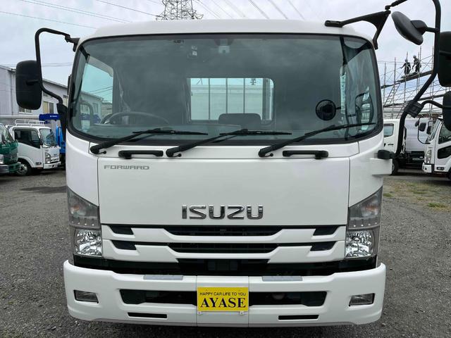 ISUZU FORWARD