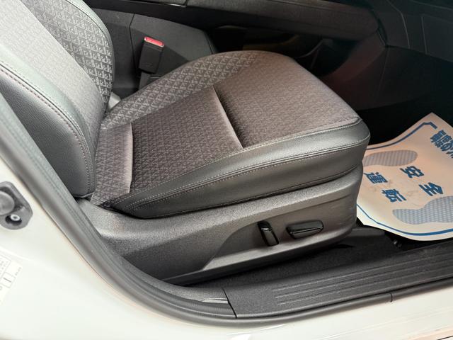 NISSAN AURA G