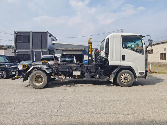 ISUZU FORWARD