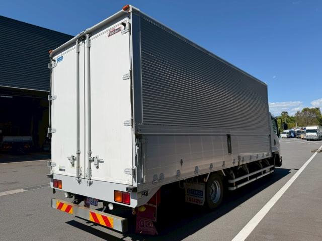 ISUZU FORWARD