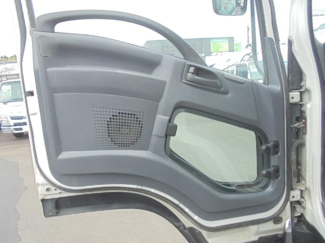 ISUZU FORWARD SHORT BUILD-UP DUMP