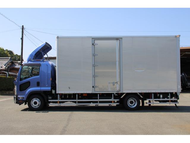 ISUZU FORWARD