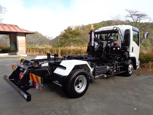 ISUZU FORWARD