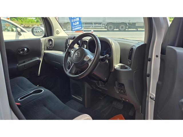 NISSAN CUBE 15X V SELECTION