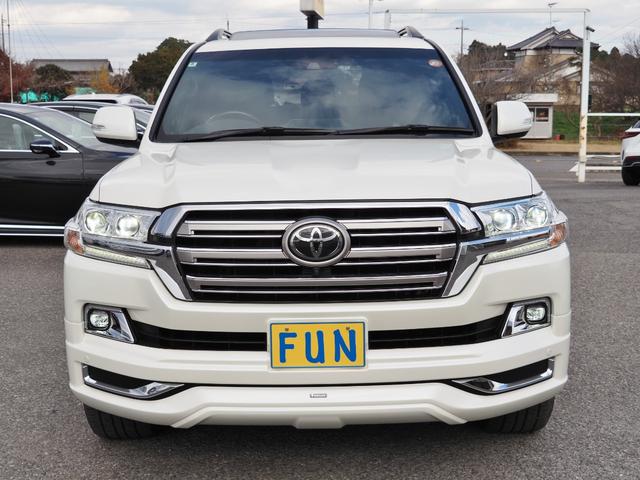 TOYOTA LAND CRUISER ZX