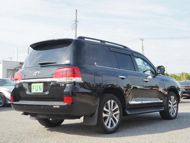 TOYOTA LAND CRUISER ZX