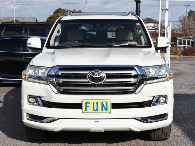TOYOTA LAND CRUISER ZX