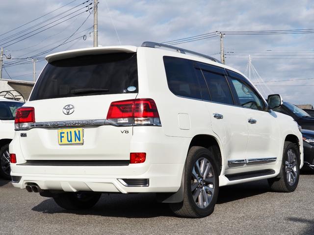 TOYOTA LAND CRUISER ZX