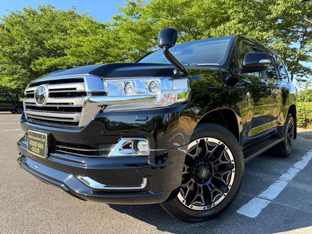 TOYOTA LAND CRUISER AX