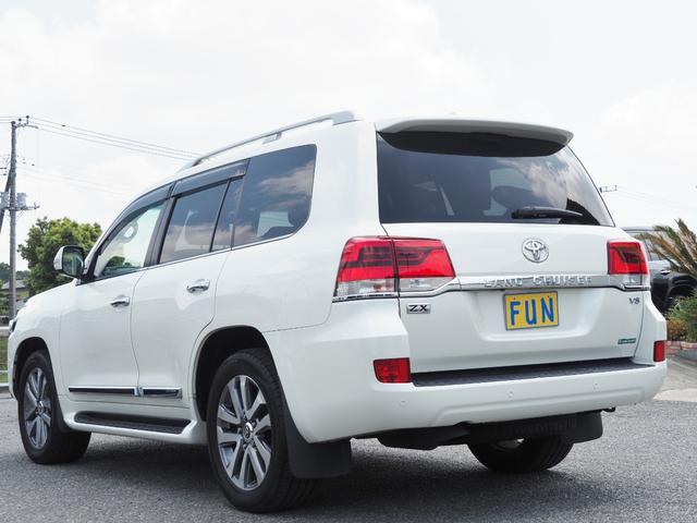 TOYOTA LAND CRUISER ZX