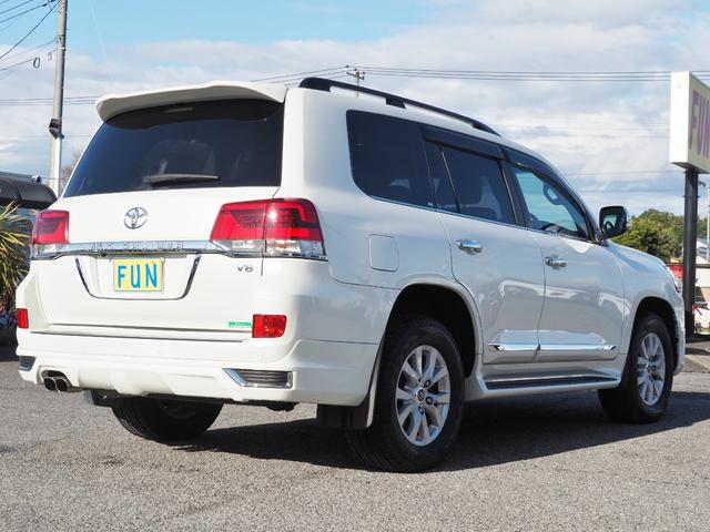 TOYOTA LAND CRUISER AX