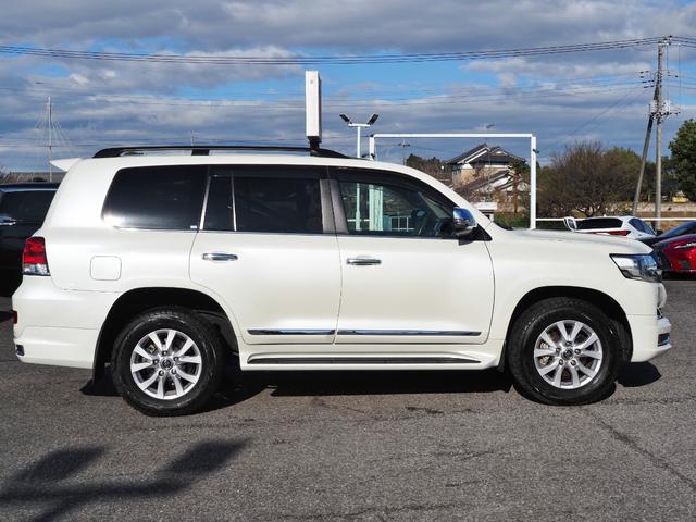 TOYOTA LAND CRUISER AX