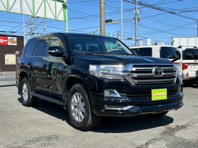 TOYOTA LAND CRUISER AX G SELECTION