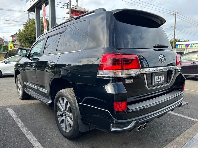 TOYOTA LAND CRUISER ZX