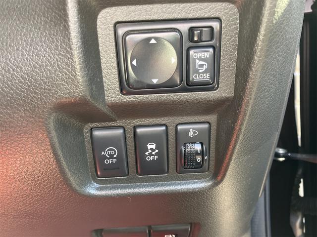 NISSAN CUBE 15X V SELECTION