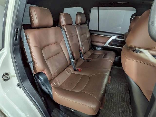 TOYOTA LAND CRUISER ZX