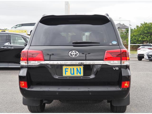 TOYOTA LAND CRUISER AX