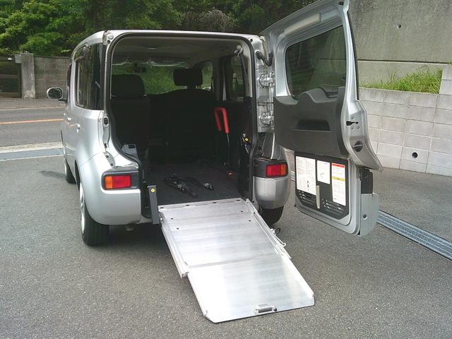 NISSAN CUBE