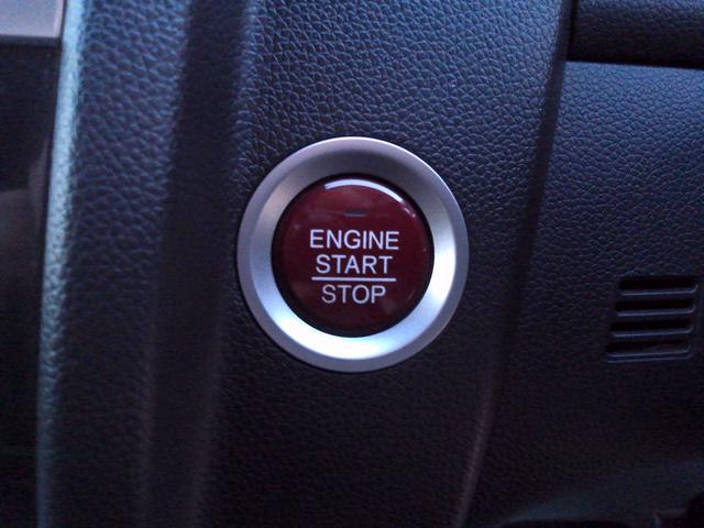 HONDA FIT 13G F PACKAGE