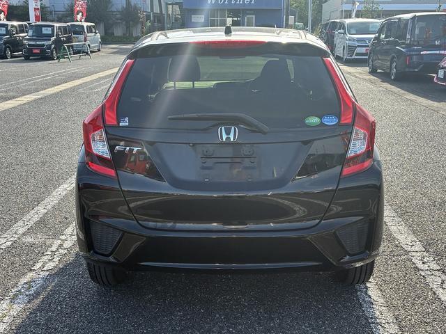 HONDA FIT 13G F PACKAGE