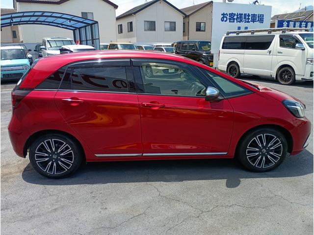 HONDA FIT E:HEV LUXE