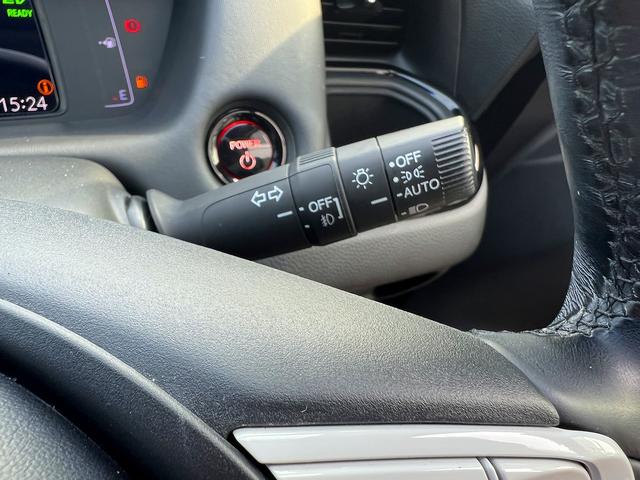 HONDA FIT E:HEV LUXE