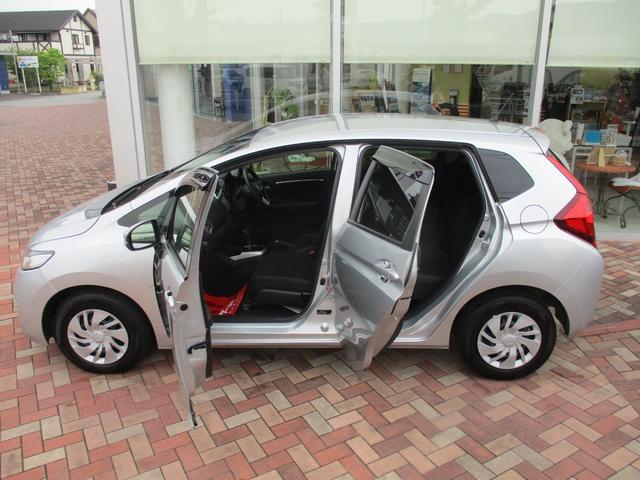 HONDA FIT 13G F PACKAGE COMFORT EDITION