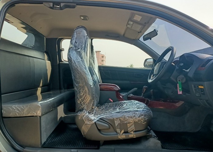 TOYOTA SMART CAB HILUX 2.7