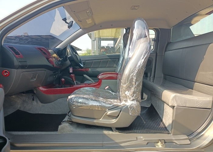 TOYOTA SMART CAB HILUX 2.7