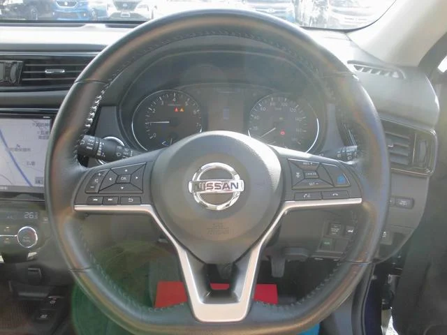NISSAN X-TRAIL 20XI