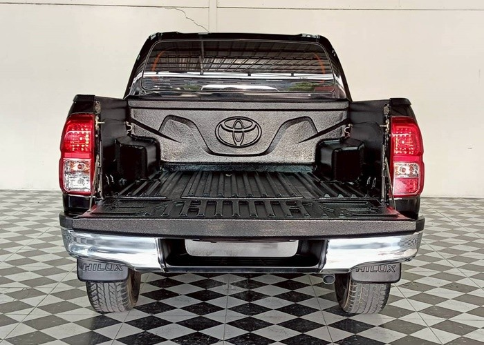 TOYOTA DOUBLE CAB HILUX 2.8