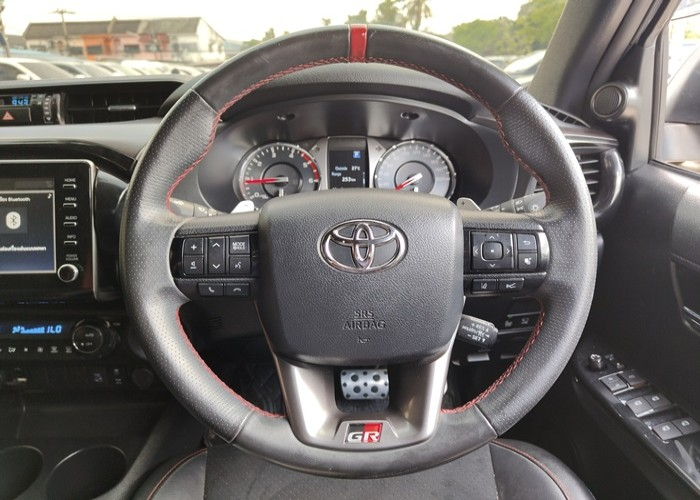 TOYOTA HILUX DOUBLE CAB