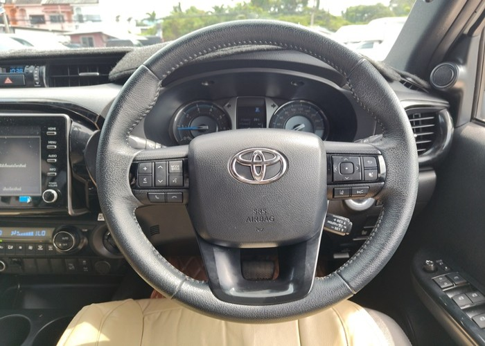 TOYOTA HILUX DOUBLE CAB