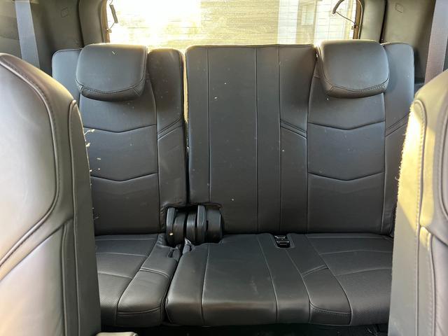CADILLAC ESCALADE PLATINUM