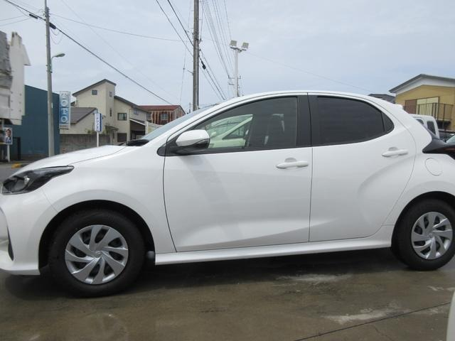2023 TOYOTA YARIS HYBRID X