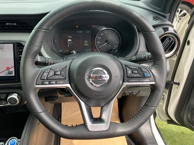 NISSAN KICKS X