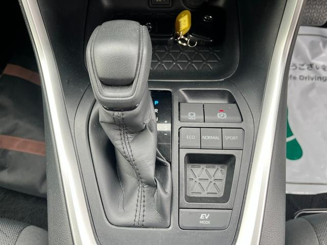 TOYOTA RAV4 HYBRID ADVENTURE OFFROAD PACKAGE II