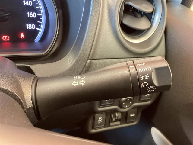 NISSAN NOTE X